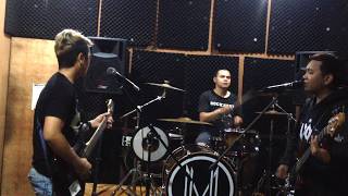 Download lagu Endank Soekamti - Semoga Kau Di Neraka (Cover) mp3