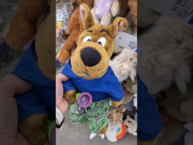 Vídeo relacionado con imahou Juguete De Peluche 1 Piezas 35 Cm Suave Lindo Doo Gran Danés Scooby Doo Perro Muñecas Lindas Peluche Animal Peluche Nuevos (35cm)