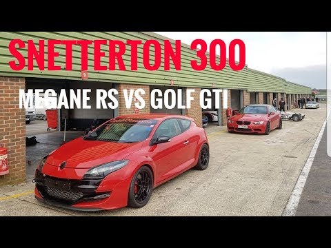 Snetterton 300 EPIC BATTLE VW GOLF VS MEGANE RS