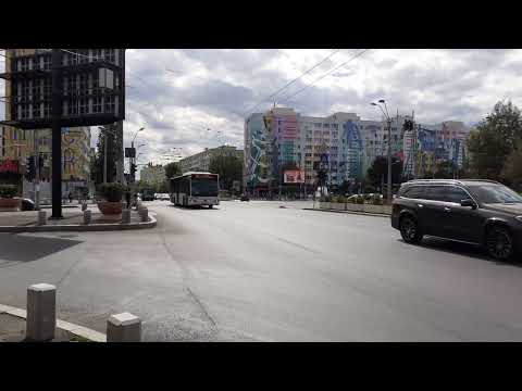Autobuzul Mercedes Benz Citaro Euro 4 #6284 pe linia 381 trecând de intersecția de la Bd.Mărășești