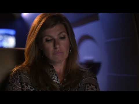 Rayna Jaymes reading articles about Highway 65 Records