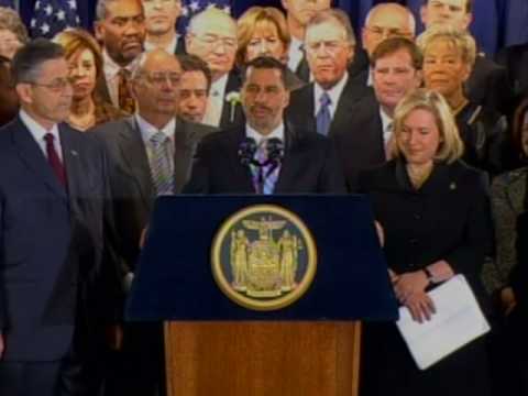 Gillibrand Fills Clinton Seat