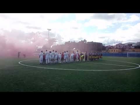 Vjs Velletri-Torvajanica 5-1: ingresso in campo dei ragazzi della Scuola Calcio