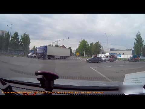 Больной эпилепсией водитель фуры