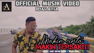 Download lagu MAKIN CINTA MAKIN TERSAKITI | RIYAN ARTA | LAGU SLOWROCK 2022 | ( MUSIK VIDEO) mp3
