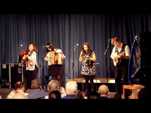 The Outside Track - Celtic Connections 25.1.2014 (Live)