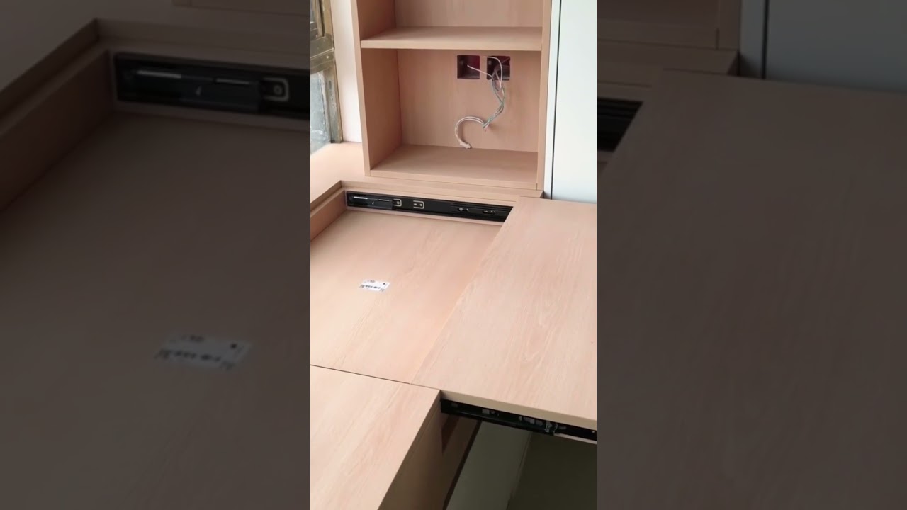 正直に言うと、このデスクスライドシステムには本当に驚いたよ