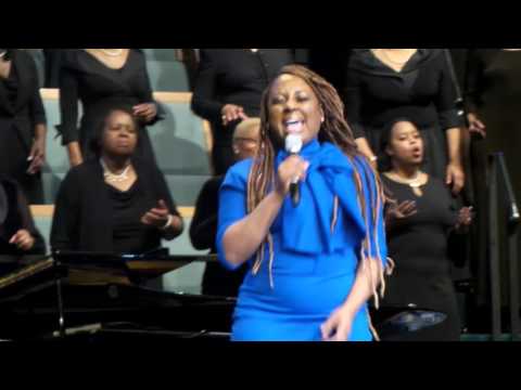 Ledisi Singing 