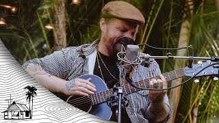 Cas Haley - Walking On The Moon - The Police Cover (Live Music)