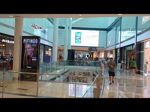2023-08 MADRID Centro Comercial Plenilunio