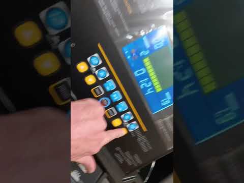 Установленная у покупателя беговая дорожка LAUFSTEIN PRISMA