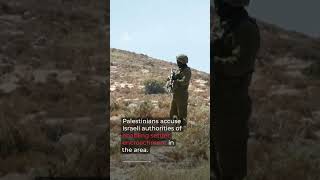 Download lagu Palestinians confront Israeli settlers over land grab near Hebron mp3