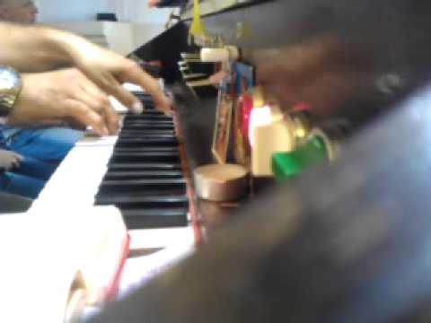 KH593B KH136 130509 ÉNEKELJETEK AZ ÚRNAK ALLELUJA KI ÜDVÖZLÉGY OLTÁRISZENTSÉG 19:09 HT6C AC