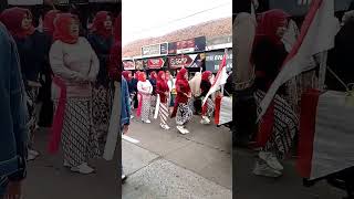 Download lagu kreasi seni tari sabilulungan, ema ema super kompak #shorts #kreasitari #agustusan mp3