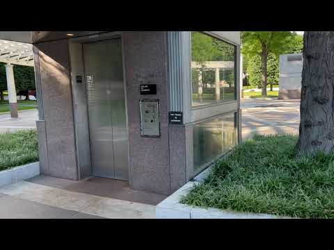WMATA Metrorail: US Elevator at Judiciary Square Metro station