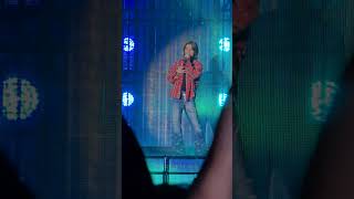 Download lagu Flow & Wolf - Daesung 대성 (D's Wave in Singapore 250802) mp3 Download lagu Flow & Wolf - Daesung 대성 (D's Wave in Singapore 250802) mp3