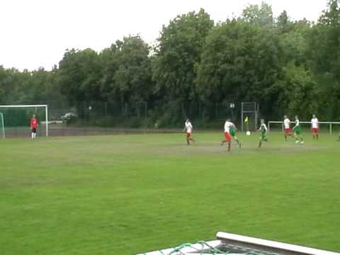 Aramäer Ahlen - SuS Ennigerloh - Schiri wird gefoult