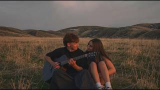 Download lagu i feel different around you. [indie playlist] mp3