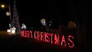 preview picture of video 'Christmas City Walkway of Lights in Marion, Indiana'