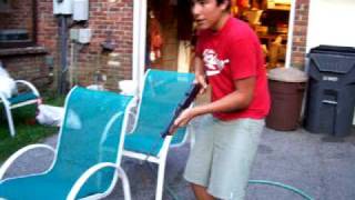 preview picture of video 'Miguel disparando a latas en Lexington,KY'