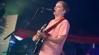 George Ezra - Blame It On Me (Glastonbury 2017)