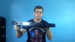 Video thumbnail for Roland GR-50 Guitar Synth Demo by Paul Graham (Guitar)