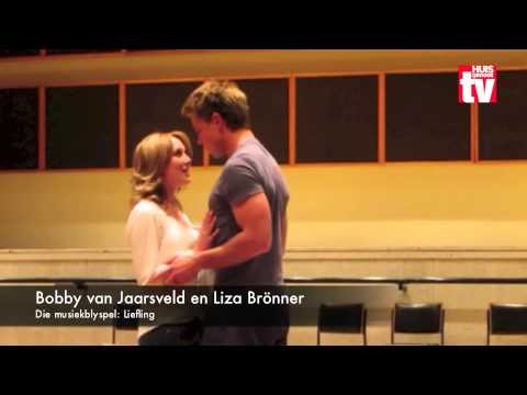 Agter die skerms by Liefling met Bobby en Liza