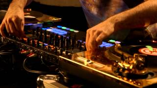 DJ Shiftee, two turntables, and the power of TRAKTOR KONTROL S8 | Native Instruments