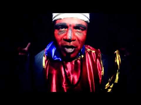 EL PINCHE BRUJO 2014 LA VIDA POR LOS CUERNOS ( VIDEO OFICIAL )