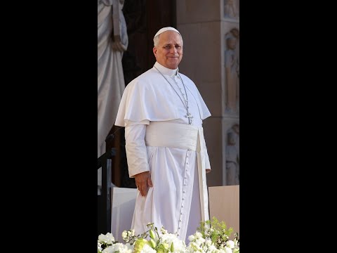 Pope Leo visits reopened Notre Dame for first time