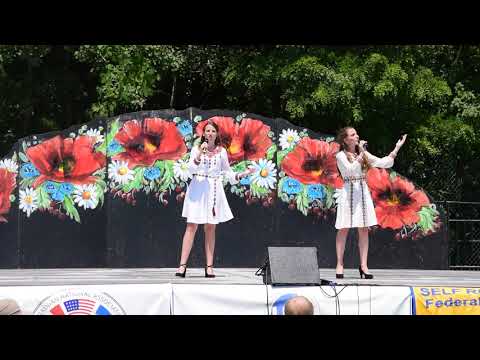 Duet Malvy (Uliana and Kalyna Leshchuk)  Soyuzivka 2018  -  Сонце Гріє на слова Тараса Шевченка