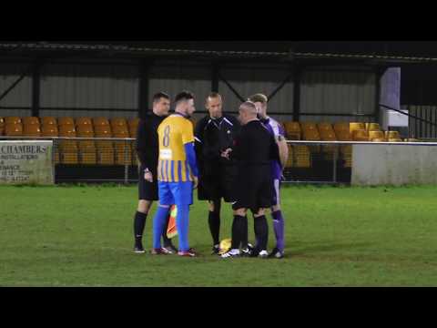 DAVENTRY TOWN 1-1 WELLINGBOROUGH TOWN:  GAME ACTION...