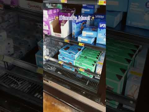 You can grab some Diana’s at #Walmart! #shorts #dianasbananas #chocolatedipped #bananas #chocolate
