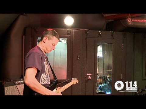 114 Sessions - Whipping Post by Martin Murray (live)