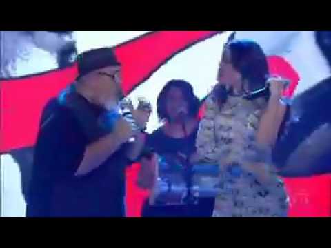 Anitta e Jorge Aragão - Coisinha do Pai