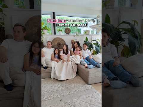 KPop Demon Hunters 1st vs 3rd watch 😍 #shorts Mamiseelen