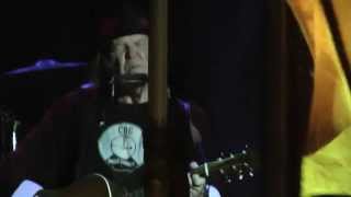 Neil Young-Red Sun (Live at the O2 Arena London 17/06/2013)
