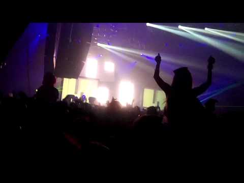 15 Oasis vs Eric Prydz   Wonderwall 2Night Ken Loi Bootup Kaskade Roseland Ballroom NYC 10 29 2011