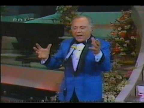 Il mio 1 amore a sanremo e abbraccio con Mario Merola (CLAUDIO VILLA)