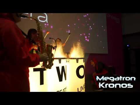 Robô para eventos - Robo de led megatron kronos