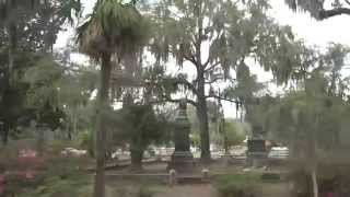 preview picture of video 'Driving Around: Bonaventure Cemetery, Savannah'