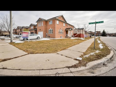 2 Pompano Pl, Brampton, Ontario Presented by Aman Saini.