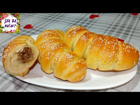 Kifle sa mlevenim mesom