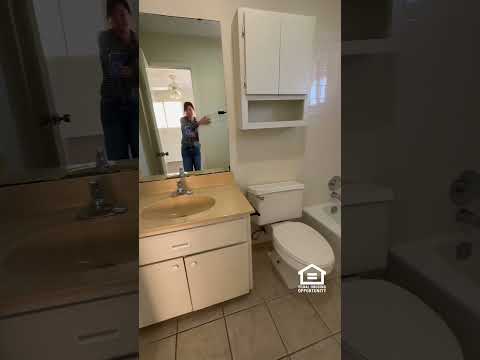 Freshly Renovated 2BD/2.5BA Townhouse in Exclusive Horseshoe Bay Community! property video