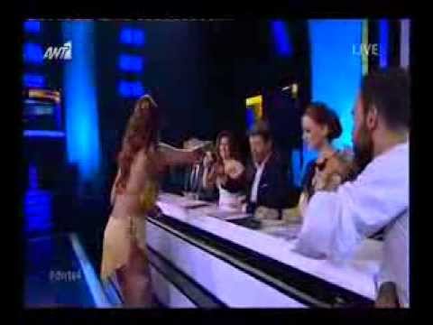Gossip-tv.gr Χρύσπα: Κέρασε σφηνάκια τους κριτές πριν χορέψει σάμπα