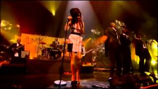 Amy Winehouse - Me and Mr. Jones Mobo Awards 2007.