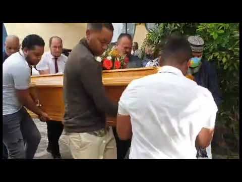 Obsèques du chanteur de maloya Tiloun à Saint-Denis