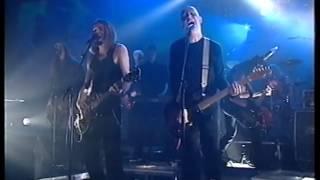 Apulanta &amp; Don Huonot - Pääkallokiitäjä (live at Lista Top 40)