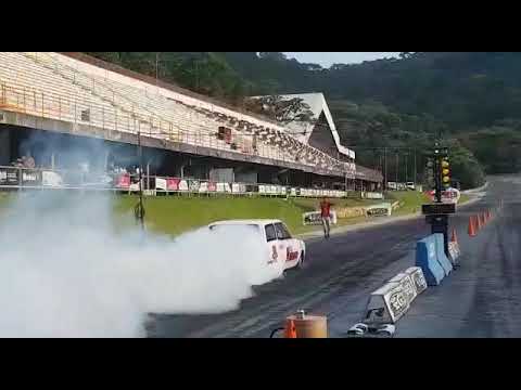 burnOUT CARAVAN TS LOS HERMANOS INJEPRO BURN DONUTS ESCAPADA QUASE O ACIDENTE ! TUDO INTEIRO