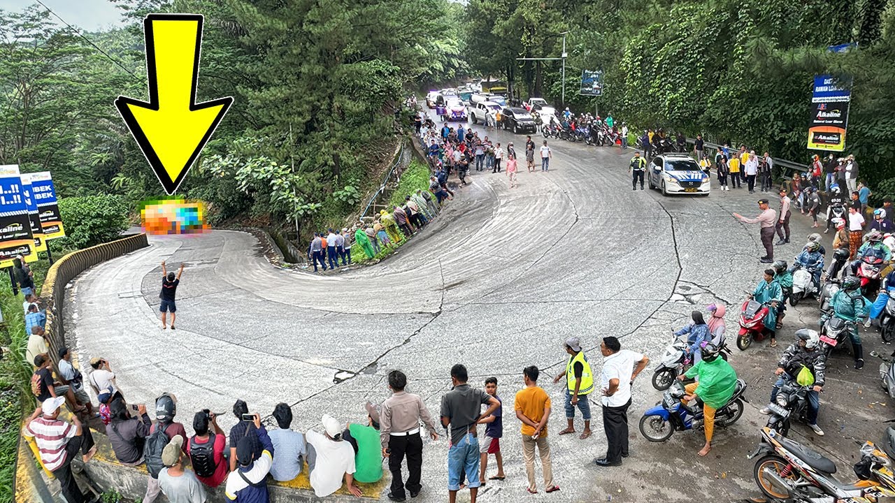 Trucks Made in Japan Completely Failed to Pass This Route